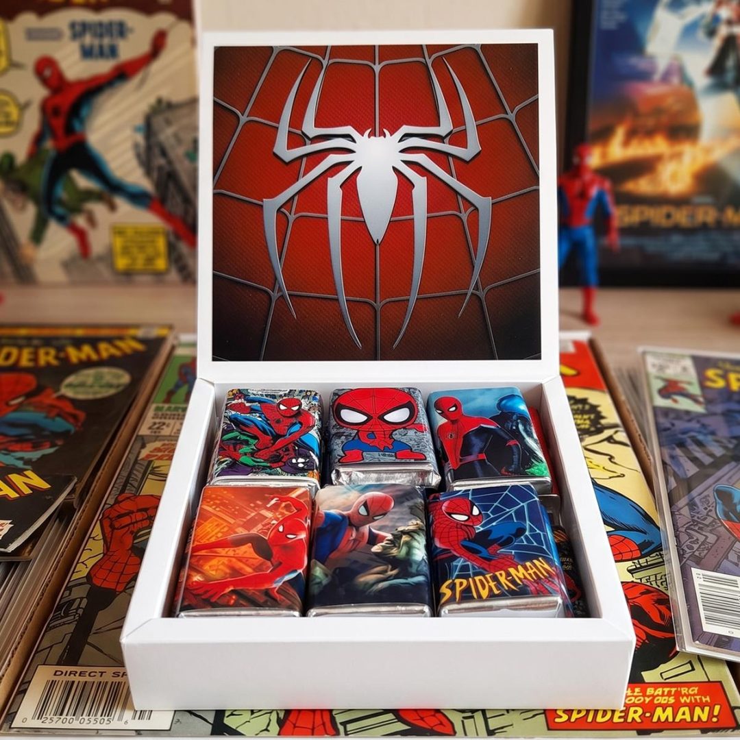 Caja de chocolatines Tributo al Hombre Araña / Spiderman: Edición Coleccionable🕷️ - Imagen 3